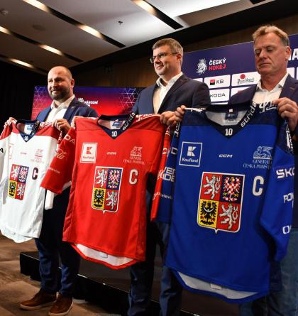 V nominaci českých hokejistů  je mezi nejmenším a největším  výškový rozdíl  28 centimetrů V nominaci českých hokejistů  je mezi nejmenším a největším  výškový rozdíl  28 centimetrů