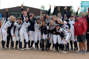 České softbalistky porazily Britky 2:0 a jsou poslední krok od finále turnaje Super 6