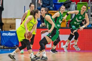 Žádné velké překvapení - mistryněmi v basketbalu žen Česka jsou ženy ZVVZ USK Praha