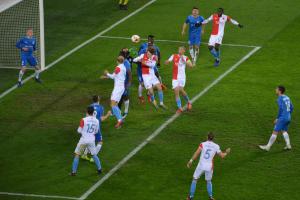 Přiznivci fotbalové Slavie se v Evropské lize v Edenu gólu nedočkali Slavia - Genk 0:0