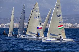 Pro jachtaře na Mallorce zahajuje regata olympijských tříd Trofeo Princesa Sofía Iberostar