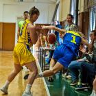 Při prohlížení fotografií Miloše Březiny  z basketbalu žen USK Praha B - Sparta se zasmějete