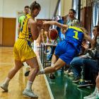 Při prohlížení fotografií Miloše Březiny  z basketbalu žen USK  B - Sokol Nusle se zasmějete