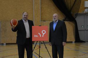 Ženská basketbalová liga, která startuje jen s jedenácti týmy, má nové logo