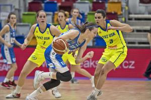 Basketbalistky USK vyhrály s rekordní přídělem 139 bodů. USK Praha - Trutnov 139:35