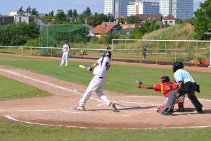 Kam 17.května 2024 za sportem? Hurá na fotbal, lední hokej, futsal, cyklistiku . baseball tady i tam