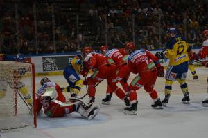 Devětkrát hrála Sparta doma a jen dvakrát vyhrála. Naposled v duelu Sparta - Zlín 3:2. Sláva!