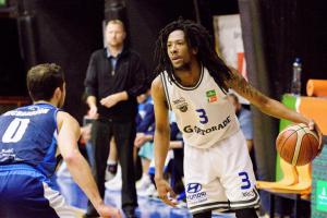 Kam v pátek 22. listopadu 2019 za sportem? Sledujte fotbal, hokej, basketbal