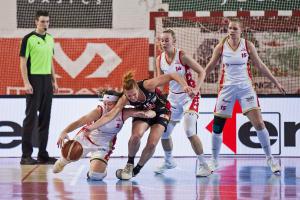 Hradecké Lvice si urvaly v Praze v Edenu zaslouženou výhru Slavia - Hradec Králové 67:86