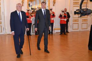 Prezident ČR Miloš Zeman: Vydržel jsem v životě už leccos, vydržím i komára ziku