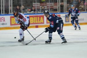 Hokejisté Sparty porazili v O2 aréně Liberec až po nájezdech 4:3