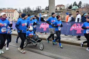 Podívejte se na obrázky Petra Skály, který fotografoval dění na Sportisimo 1/2Maratonu v Praze