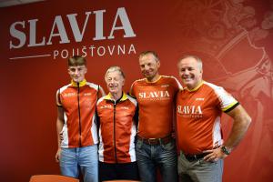 Slavia pojišťovna Sport Team reprezentují padesátiletý Stanislav Řezáč a jeho syn Aleš!