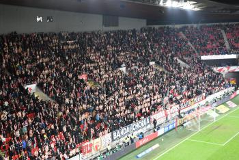 Na pár minut se příznivci fotbalistů Slavie stali otužilci! Slavia Praha - 1. FC Slovácko 3:0