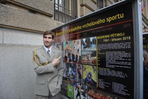 Sedmdesát let armádního sportu na 22 panelech před Generálním štábem Armády ČR