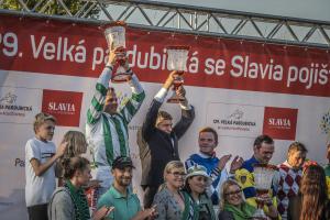 Slavia pojišťovna podporuje dostihy nad rámec titulárního partnerství Velké pardubické