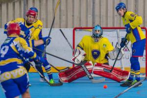 Základní část hokejbalové ligy skončila. V play off uvidíme pražské a východočeské derby!