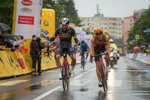 Cyklistika: První etapa SAZKA Tour skončila v Uničově vítězně pro Joshua Huppertze