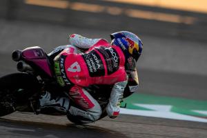 Tři body z Velké ceny Kataru pro motocyklového závodníka Filipa Salače