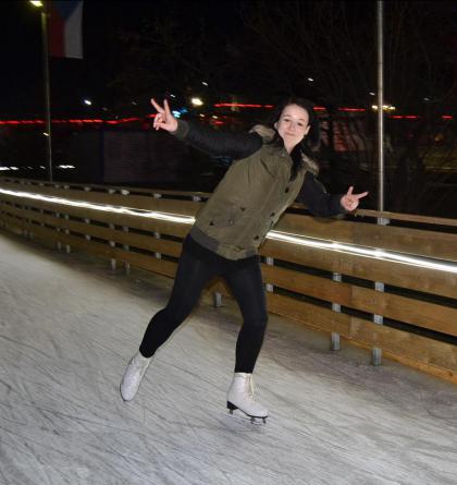 Kam 14. prosince 2025 za sportem? Na fotbal, lední hokej a na finále  florbalové MS žen