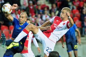 Podívejte se na urputný zápas fotbalistů Slavie o vítězství s Maccabi Tel Aviv