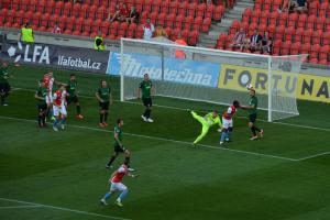 Fotbalisté Slavie Praha byli v ligovém rozjezdu zabržděni. Slavia - Jablonec 0:2