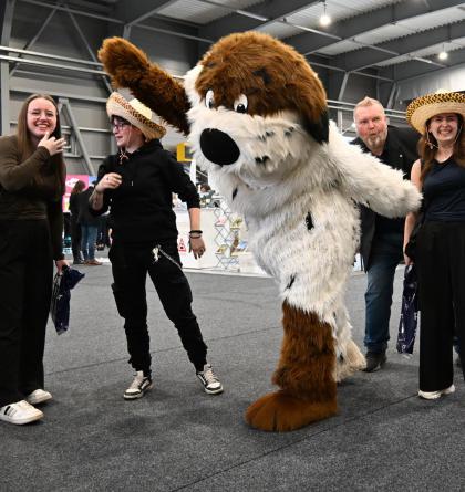 Hurá na veletrh cestovatelů a turistů HOLIDAY WORLD 2026 do Prahy  Letňan!