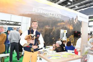 Na veletrhu Regiontour v Brně si poslechnete dudy, ochutnáte dobroty a získáte třeba i mapy nebo průvodce