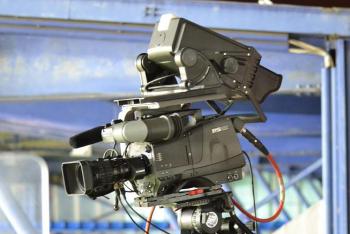 Kam 9 listopadu 2025 za sportem? Do Prahy i jinam na fotbal, hokej i k televizi a na basketbal