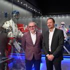 Český národní tým hokejistů povedou hlavní trenér Zdeněk Moták a asistent  Pavel Gross