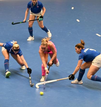 České pozemní hokejistky v Praze  na ME v hale vybojovaly historicky nejlepší druhé místo