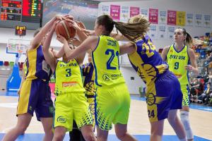 Basketbalistky USK Praha postupují do semifinále. USK Praha – Slovanka MB 114:43