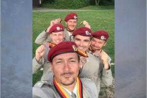 Tři medailová umístění spadla parašutistům DUKLY Prostějov na armádním MS z nebe