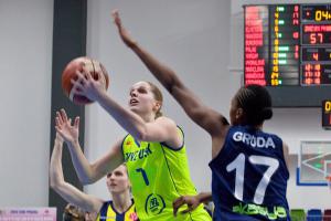 Podívejte se na marné snažení basketbalistek USK vyhrát nad Fenerbahce Istanbul
