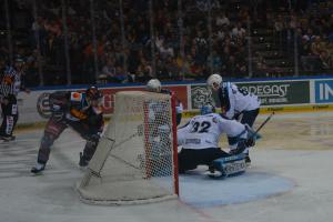 Podívejte se, co přivedlo do O2 arény 16 083 diváky, aby sledovali duel Sparta - Plzeň