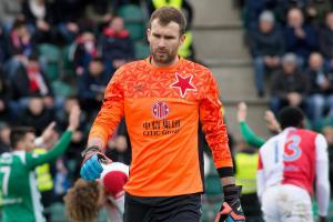 Ve Vršovicích za tratí, v Edenu, hraje fotbal Slavia, v Edenu a docela dobře s nejlepšími borci sezony