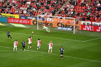 Kam 12. dubna 2026 za sportem? Na fotbal, lední hokej, volejbal, házenou, ragby, basketbal