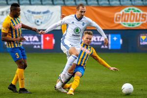 Jeden bod za Klímovy dva góly a Mikulcovo chycení penalty. Opava - Mladá Boleslav 2:2