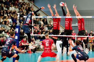 Kam 3.května za sportem? Hurá na fotbal, basketbal, volejbal, házenou, tenis, baseball a na Lodě na Labi