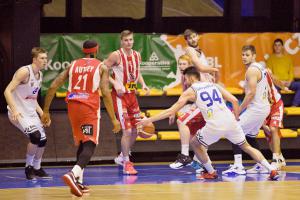 Kam za sportem v pondělí 23. ledna 2017 třeba na lední hokej, basketbal a k televizi