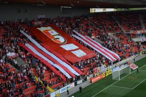 Tribuna Sever bude pro příznivce Slavie na utkání s Plzní otevřena. Pomohla žádost Policie ČR