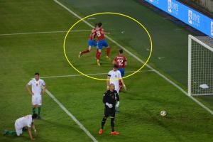 Jak je důležité míti mezi českými fotbalisty Patrika Schicka... Česko - Bulharsko 2:1