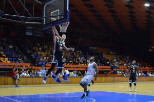 Basketbalová hádanka ... dostal USK od Nymburku na Folimance třícifernou nadílku bodů?