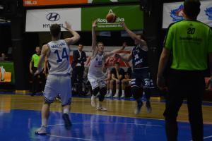 Pražské sovy v prvním zápase roku otevřely náruč a koš soupeři USK Praha - Děčín 69:89