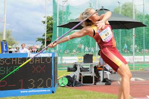 Podívejte se, jak Barbora Špotáková hodila oštěp v roce 2016 zatím nejdále