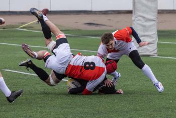 Fotografie z extraligového ragby Slavia Praha - Tatra 43:19 pořízené objektivy Jiřího Durdíka
