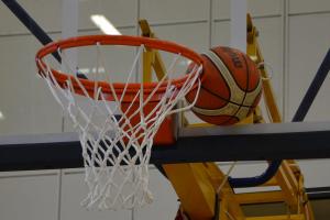 Kam 30. května za sportem? Hurá na basketbal do Děčína a na tenis do Paříže ha, ha ...