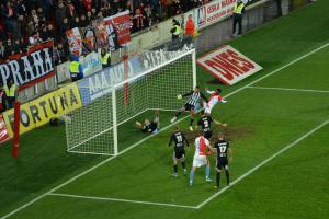 Fotbalisté Slavie dostali teprve čtvrtý ligový gól. Slavia - České Budějovice 4:1