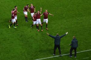 Kapitán David Lafata a vedení fotbalové AC Sparta Praha se omlouvají