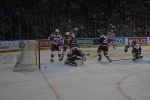 Hokejisté Pardubic si odvezli z Prahy z O2 arény tři body Sparta - Pardubice 2:4